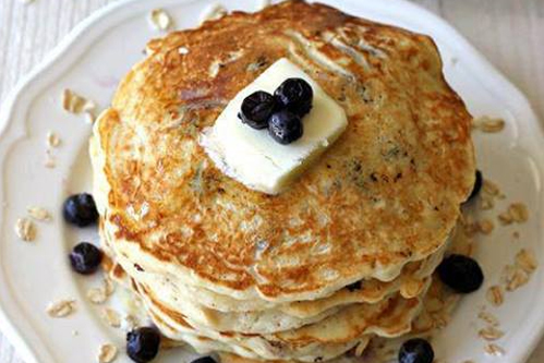 Oatmeal-Blueberry-Yogurt-Pancakes